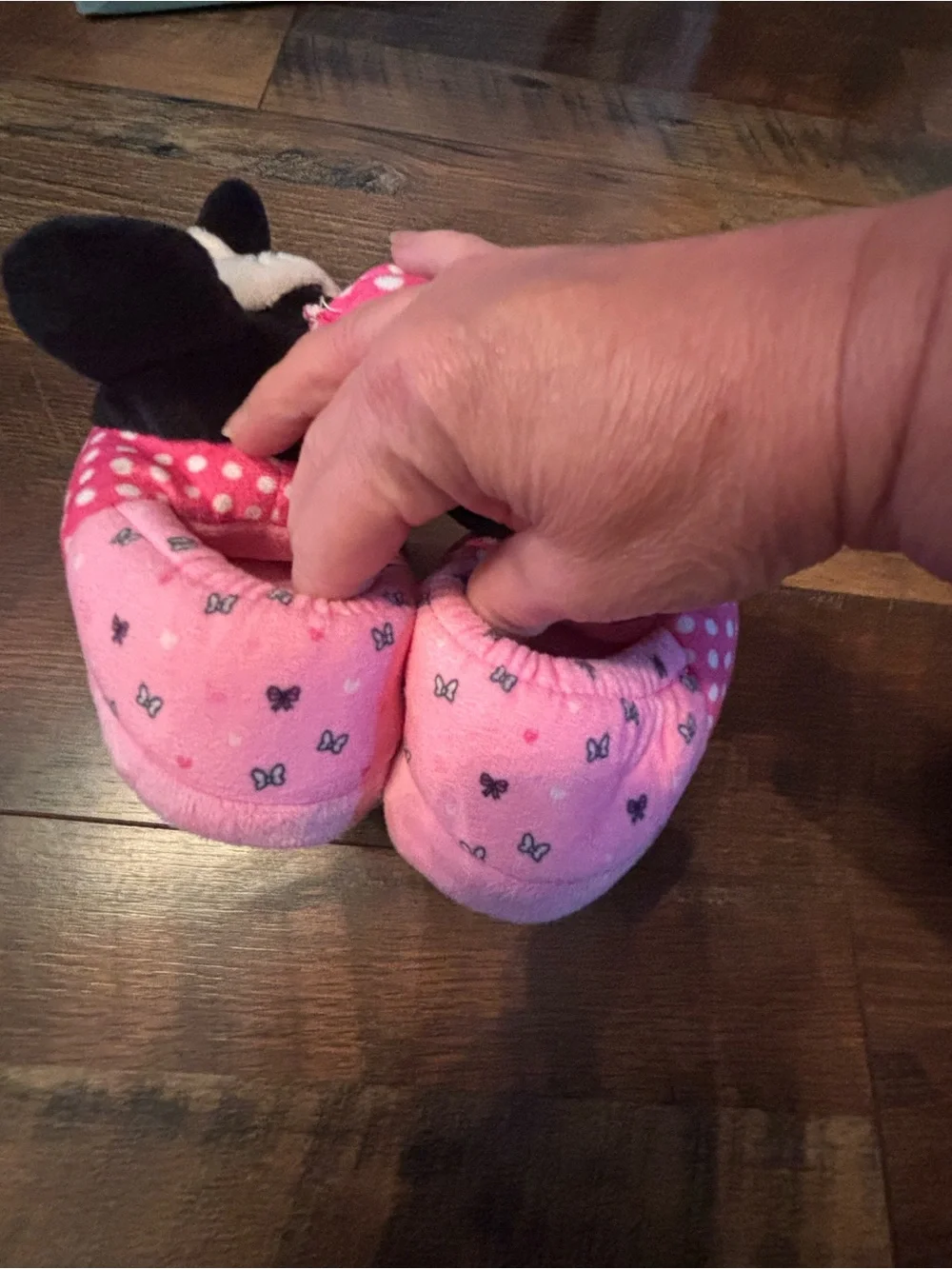 Disney ground up pink Minnie Mouse slippers toddler 7/8